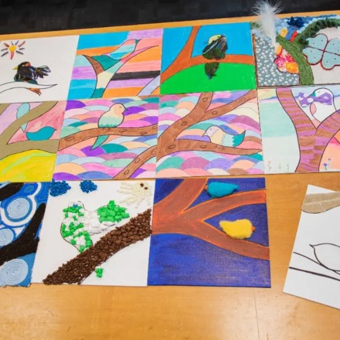 Gewoon goed uden creatieve tekeningen